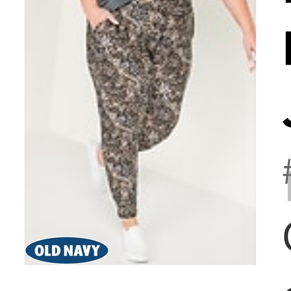 High-Waisted PowerSoft Side-Pocket Plus-Size 7/8-Length Jogger Pants (3X)